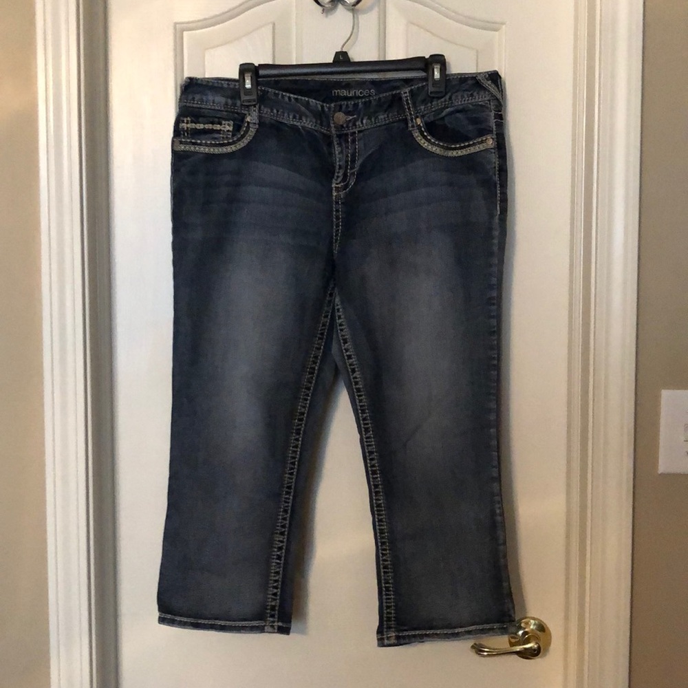 💙🌵Maurices Capri jeans🌵💙